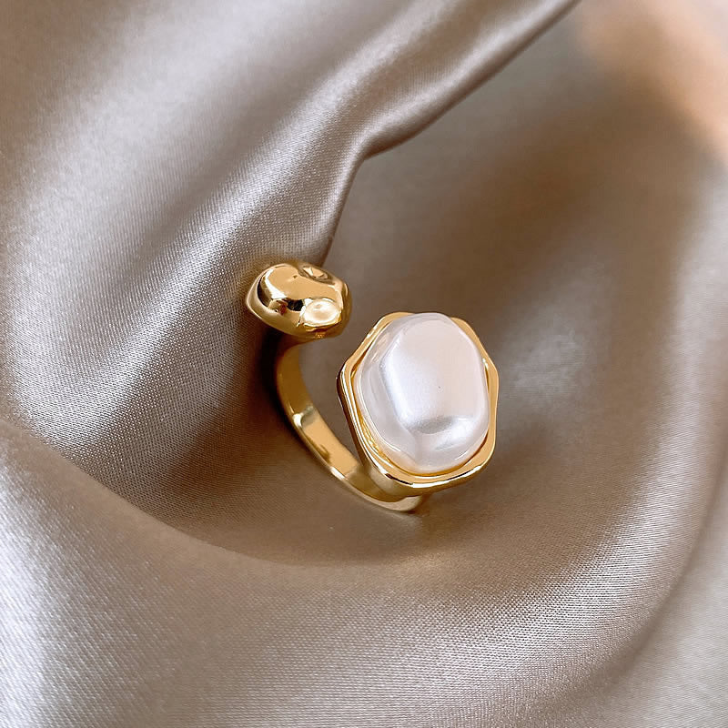 Vintage Irregular Geometric Pearl Ring with Zircon Inlay for Women