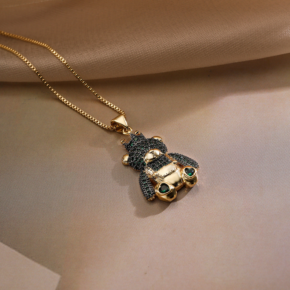 Minimalist Bear-Shaped Copper Pendant Necklace with 18K Gold Plating and Zircon Accents for Women