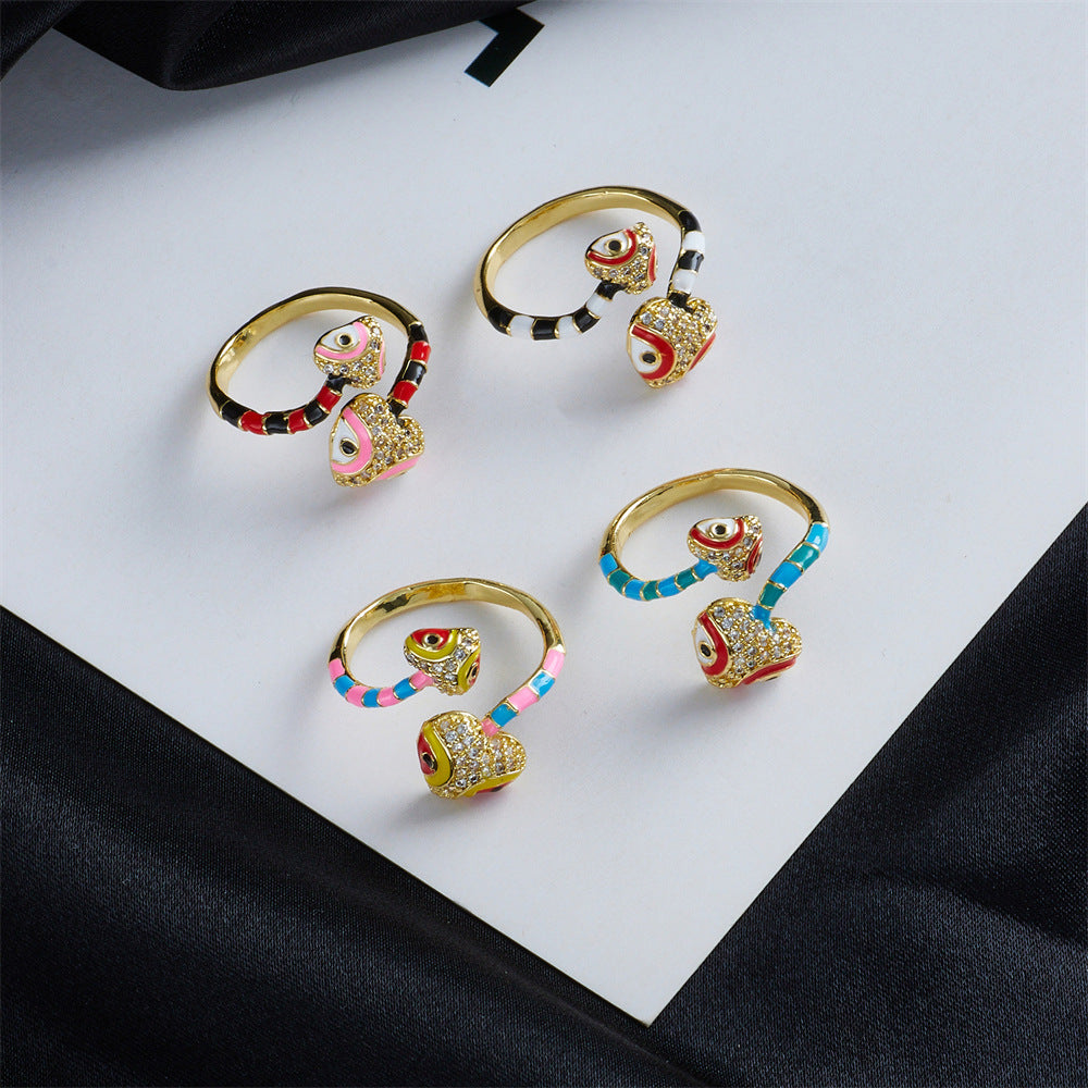 Anello geometrico minimalista in rame con zirconi micro-incastonati e finitura smaltata da donna