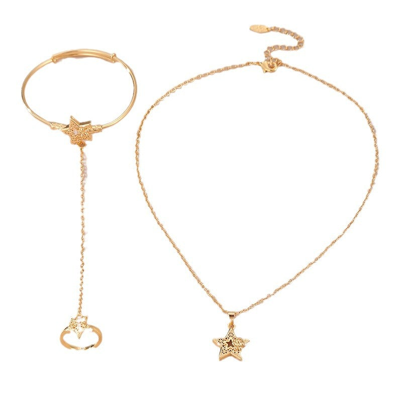 Collana con ciondolo a cuore minimalista in rame placcato per ragazze, con catena a maglie sottili a strato singolo