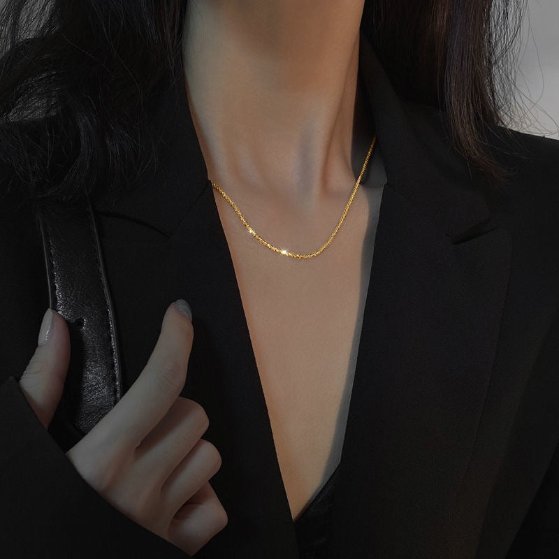 Collana a Pendente Minimalista a Stella per Donna e Uomo in Acciaio al Titanio con Finitura Placcata