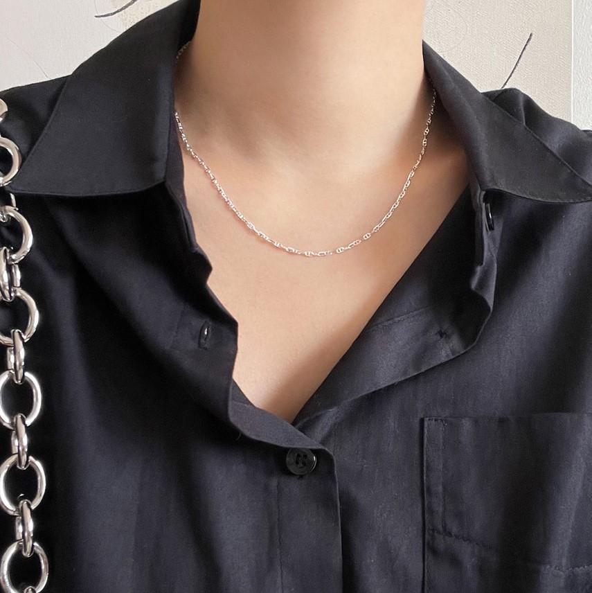 Collana con ciondolo geometrico minimalista da donna in argento sterling 925 con accento di perla