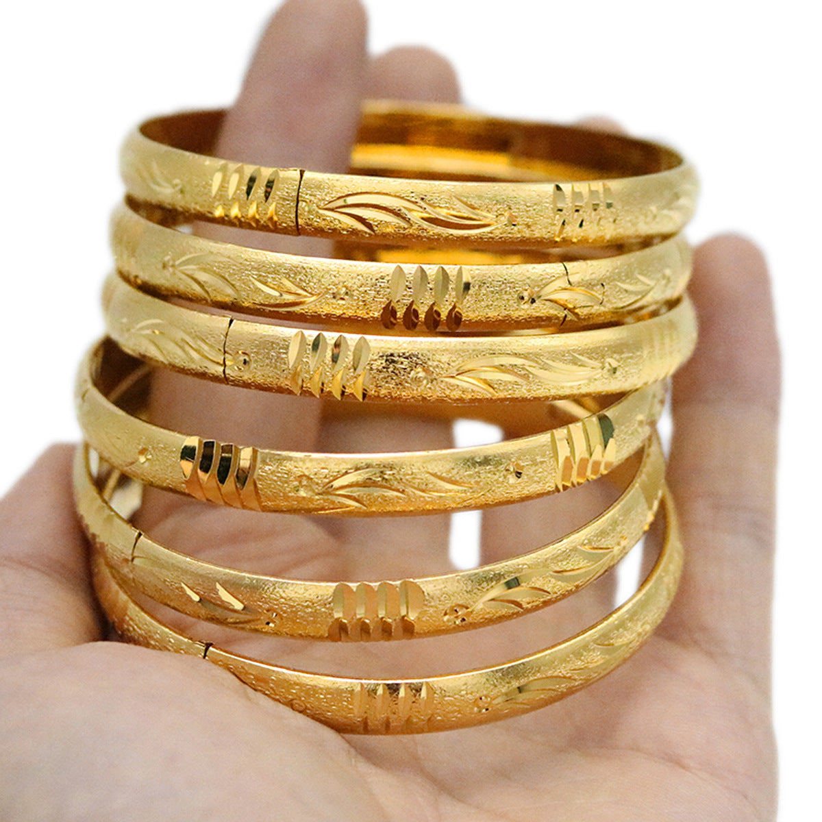 Luxury Elegant Geometric Brass PVD Plated Bangle Bracelet for Women