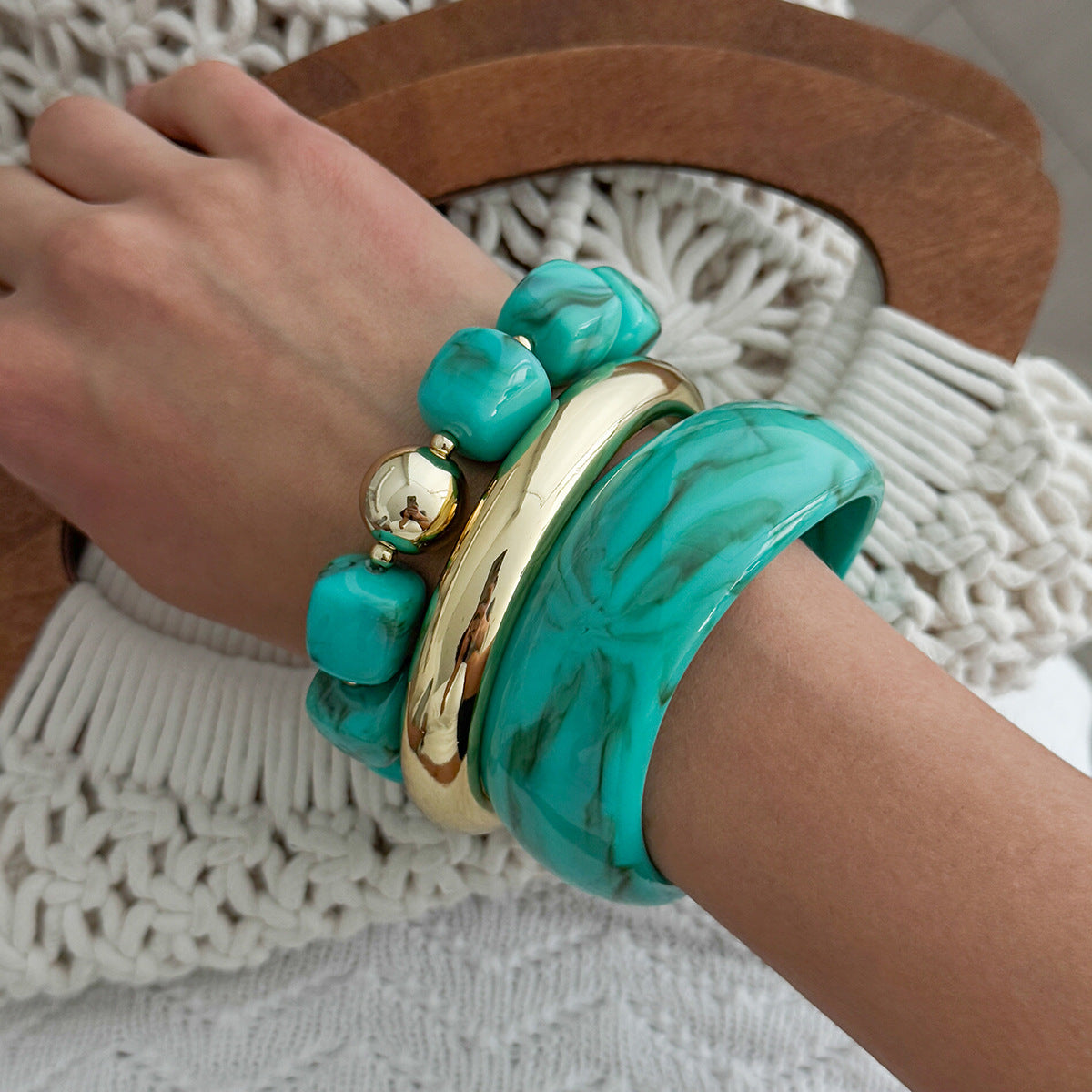 Minimalist Elegant Geometric Gradient Resin Plated Bangle Bracelet