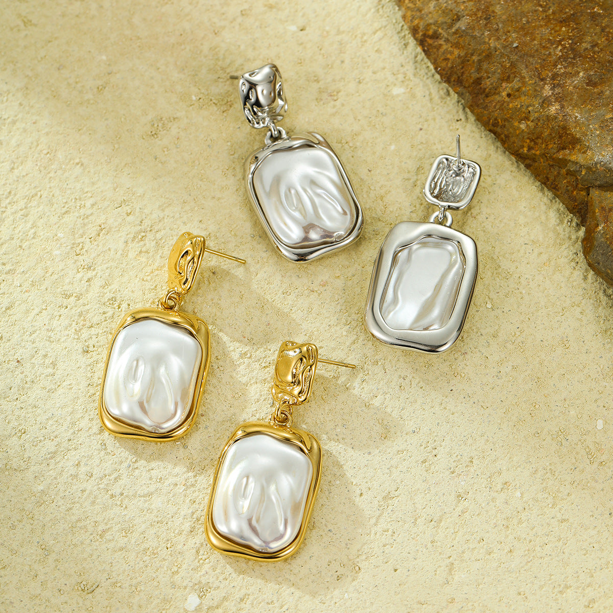 Pendientes de perlas geométricas de inspiración barroca en acero inoxidable con baño de oro para mujer