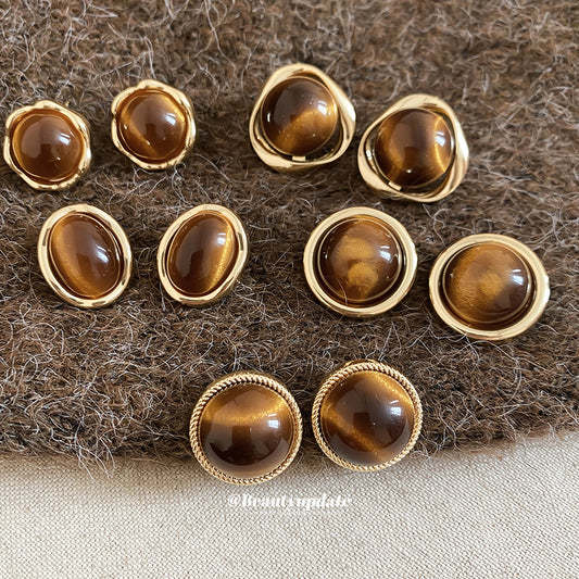 Pendientes de tuerca geométricos vintage de ojo de tigre, poste de acero chapado en oro de 18 quilates para mujer