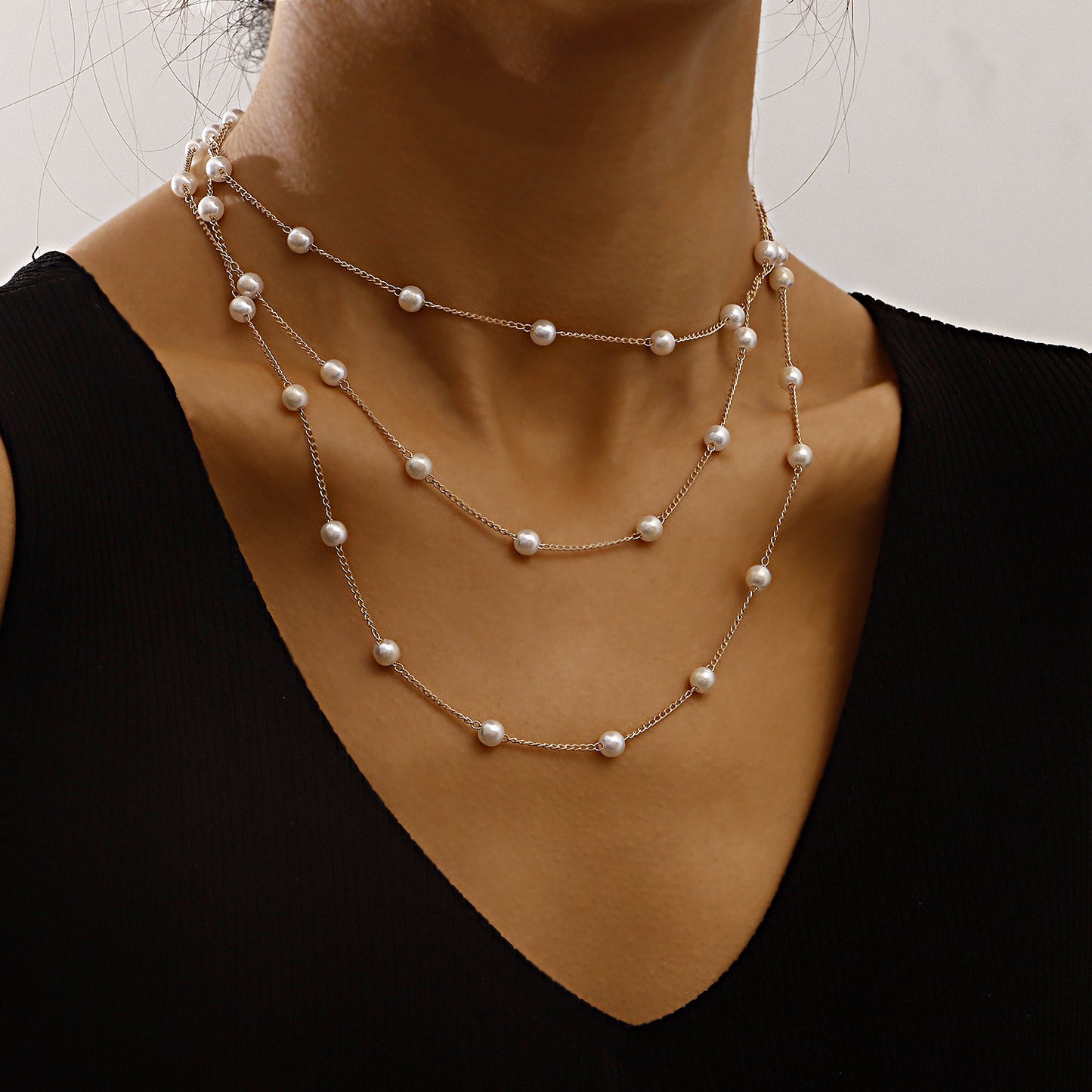 Minimalist Geometric Alloy Pendant Necklace for Women with Plated Finish and Multi-Layer Pearl Chain