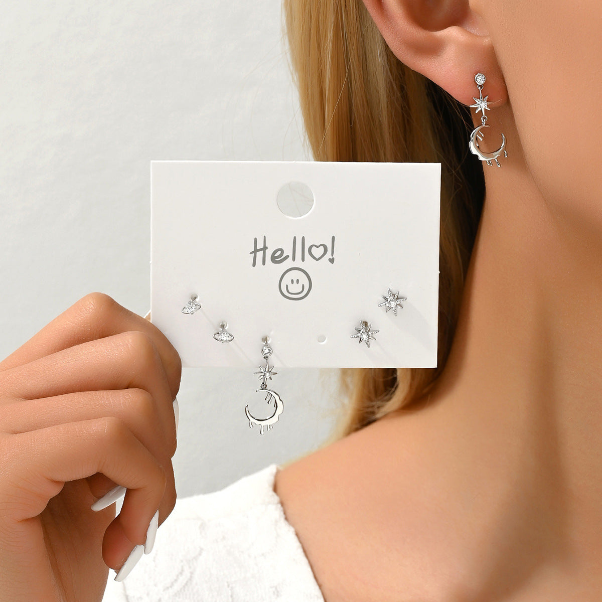 Pendientes de cobre con circonitas engastadas en forma de estrella minimalista con ganchos de acero inoxidable para mujer