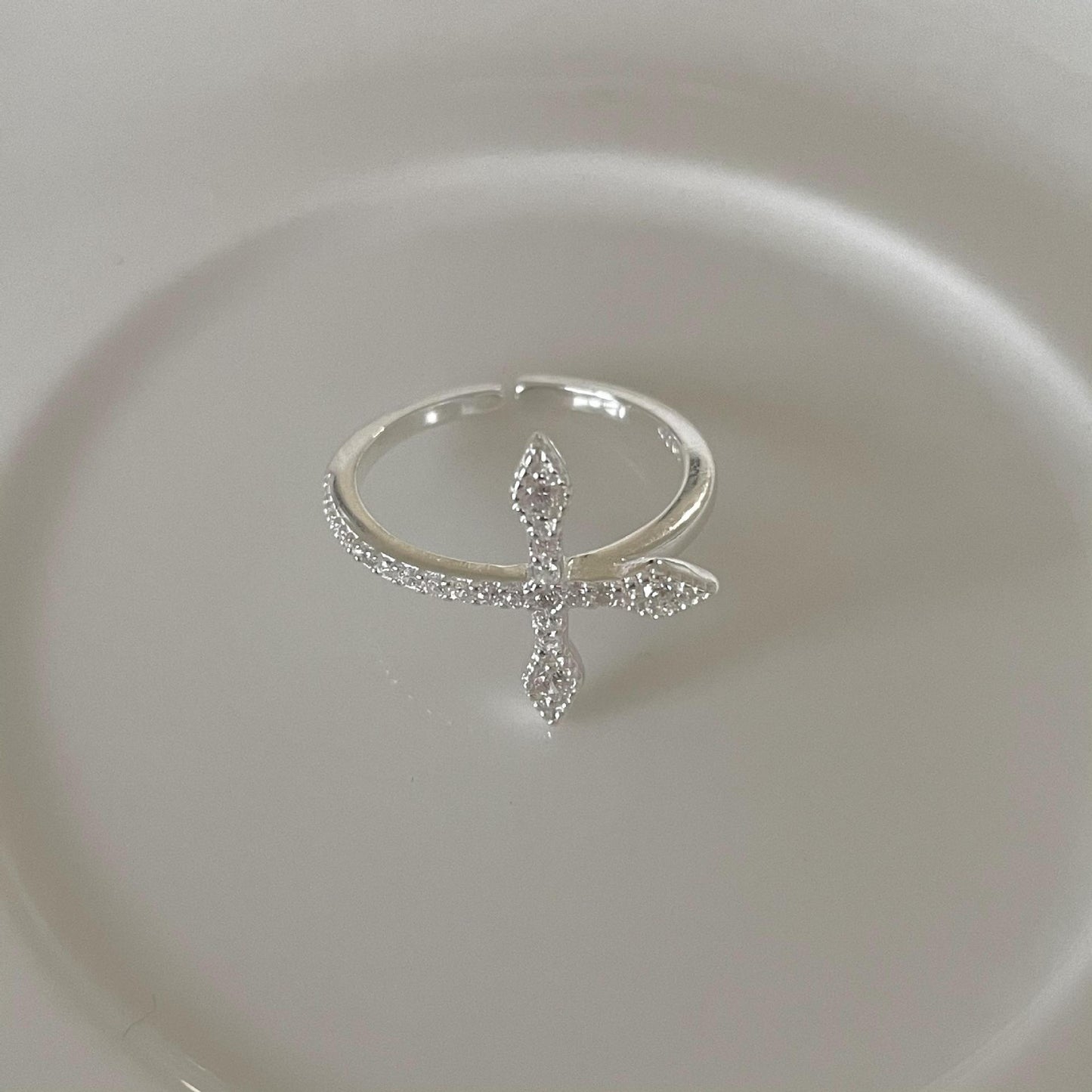 Minimalist 925 Sterling Silver Geometric Cross Ring for Women
