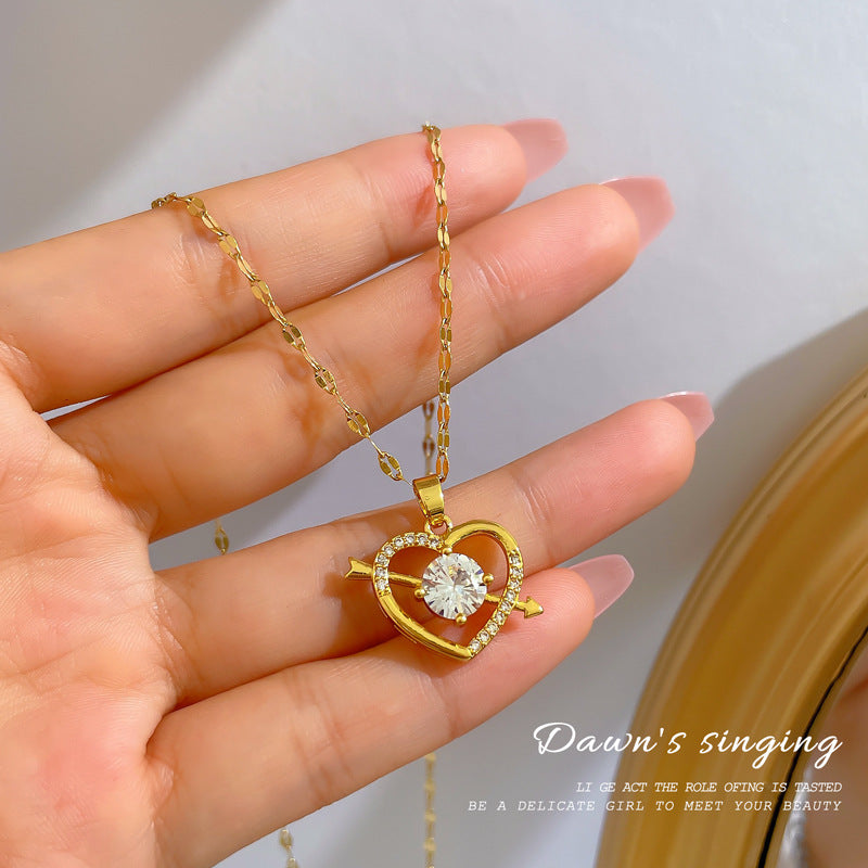 Collana pendente geometrica dolce e fresca in acciaio inossidabile con catena a collare