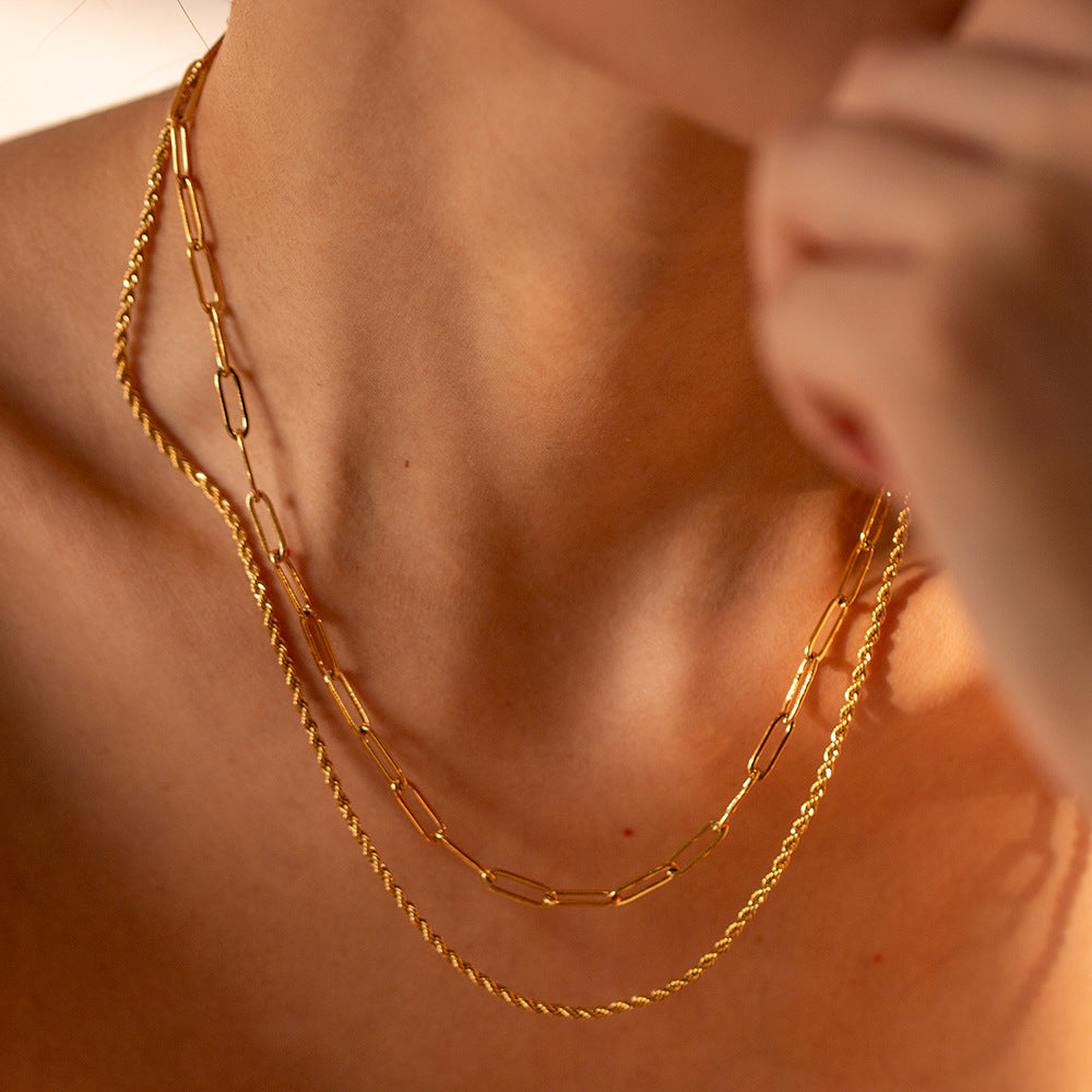 Collana in Acciaio Inossidabile Placcato con Motivo Geometrico a Linee Minimaliste Elegante per Donna con Catena alla Clavicola
