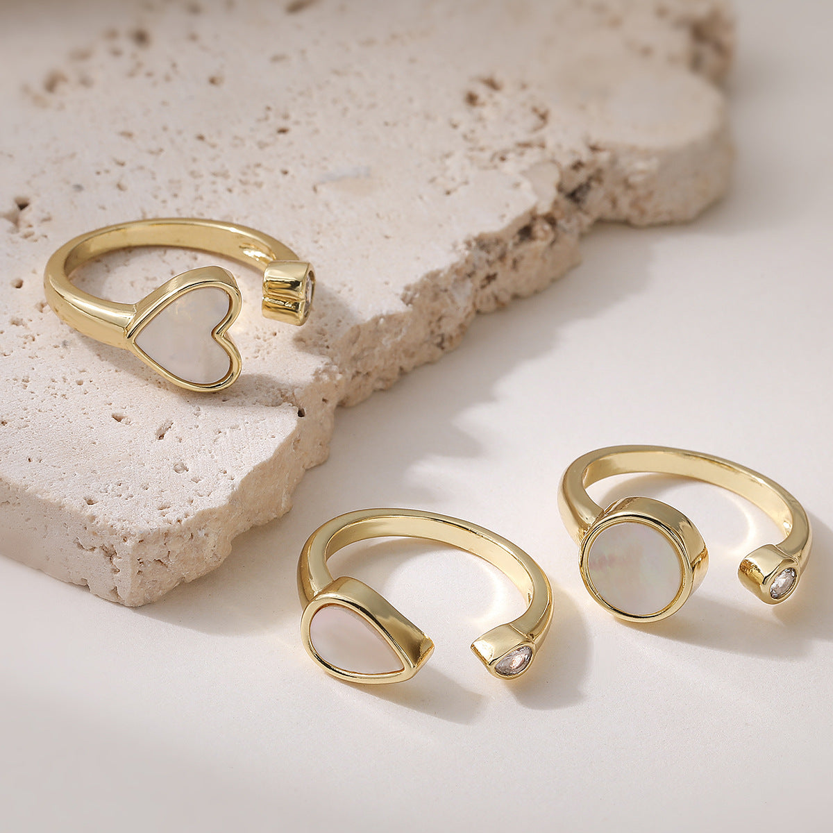 Minimalist Vintage 18K Gold Plated Brass Geometric Heart Open Ring