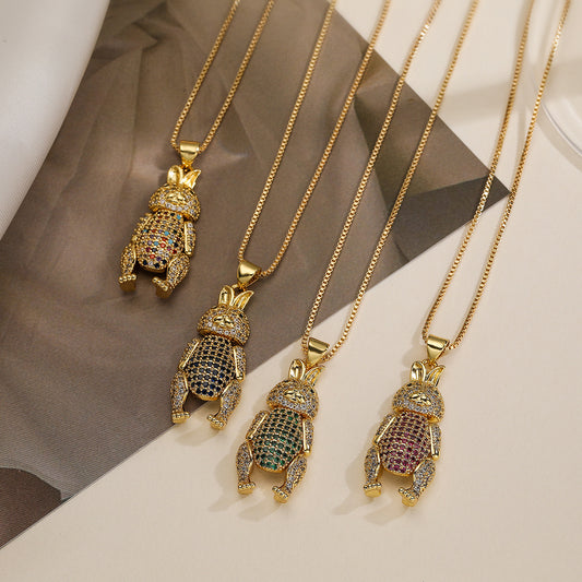 Collar Minimalista con Colgante de Conejo para Mujer con Cobre Bañado en Oro y Detalles de Circonita Cúbica
