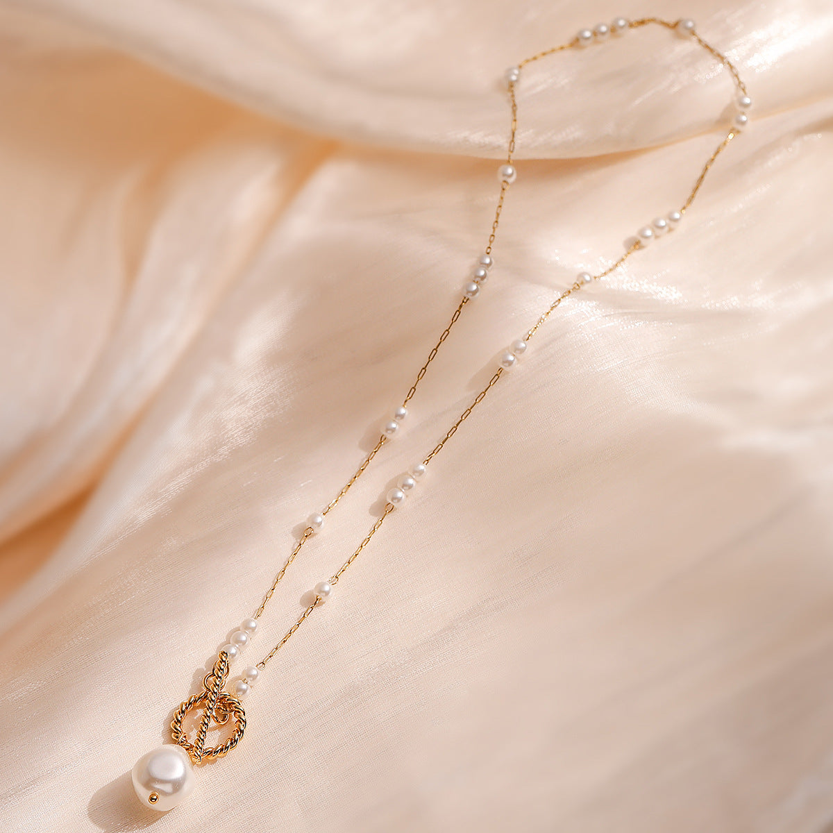 Collar de Acero Inoxidable con Geometría Minimalista y Baño de Oro de 18K para Mujer, Colgante de Perla Irregular en Cadena a la Clavícula
