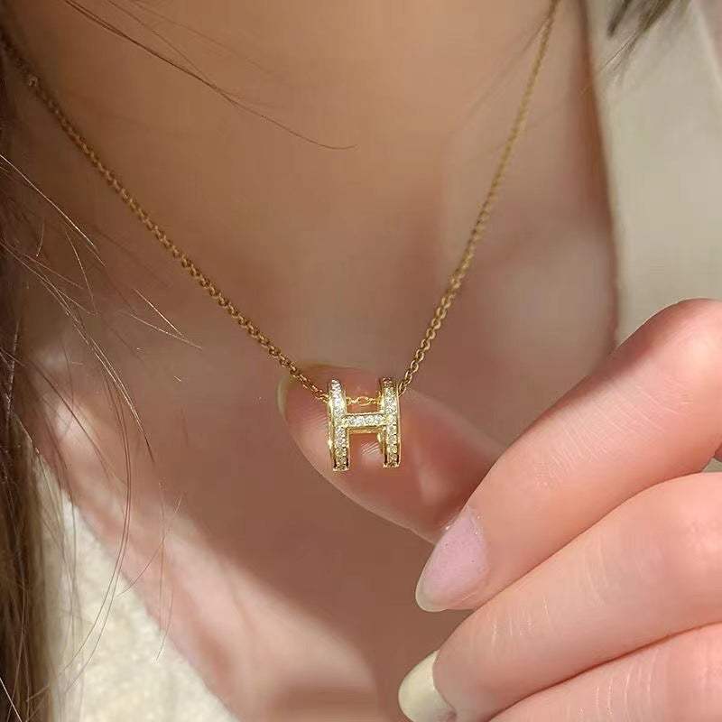 Minimalist Letter H Pendant Necklace for Women in Titanium Steel with Plated Finish on O-Chain