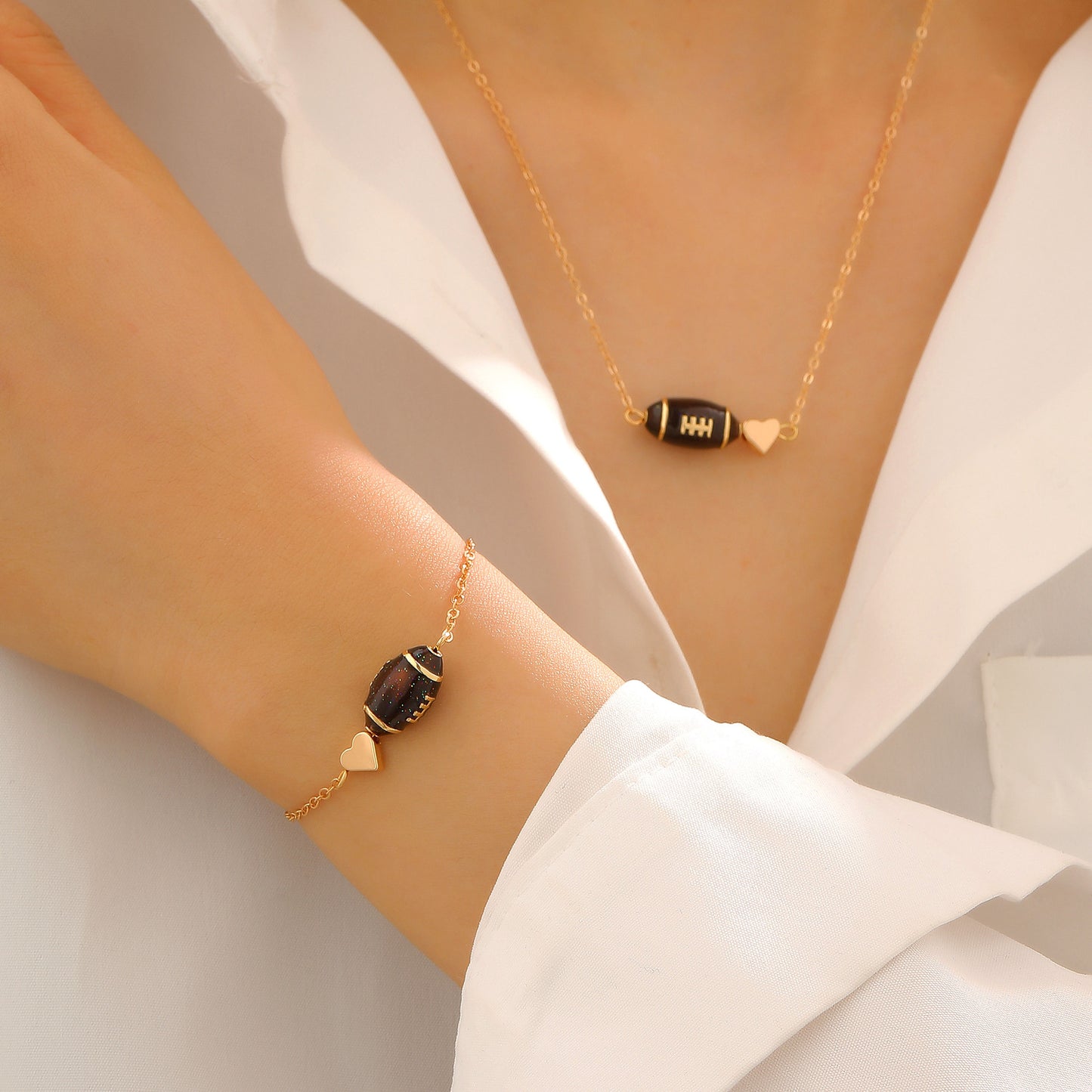 Collar deportivo geométrico de corazón de aleación de zinc chapado para mujer