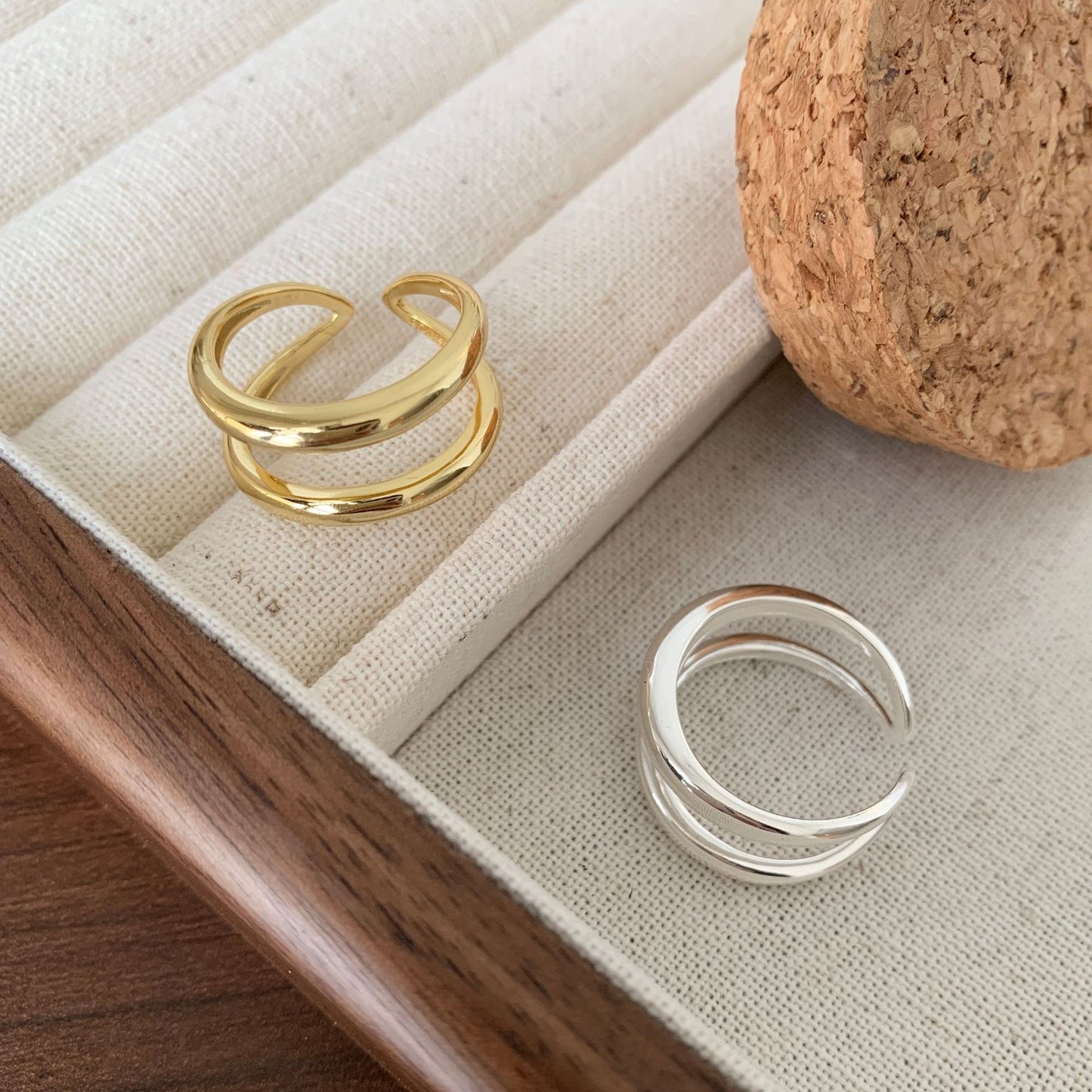 Anello da donna minimalista a cuore geometrico in argento sterling 925