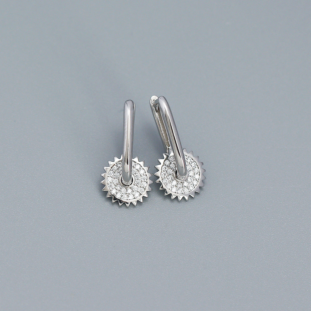 Sweet Streetwear Geometric 925 Sterling Silver Inlaid Diamond Stud Earrings