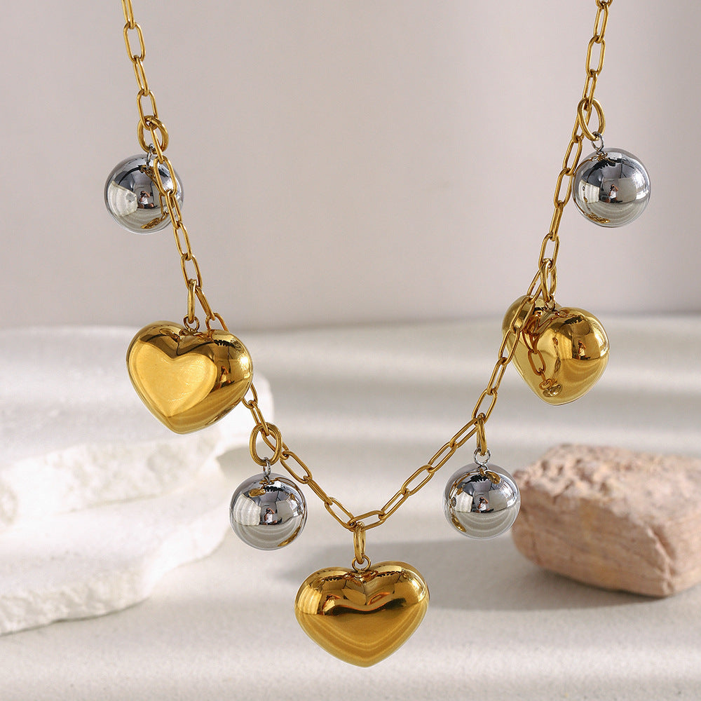 Collana minimalista da donna in acciaio inossidabile a forma di cuore cavo con placcatura in oro 18 carati