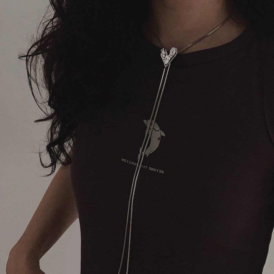 Sweet and Edgy Irregular Heart-Shaped Titanium Steel Necklace with Polished Finish, Adjustable Long Sweater Chain in Snake Chain Style for Women