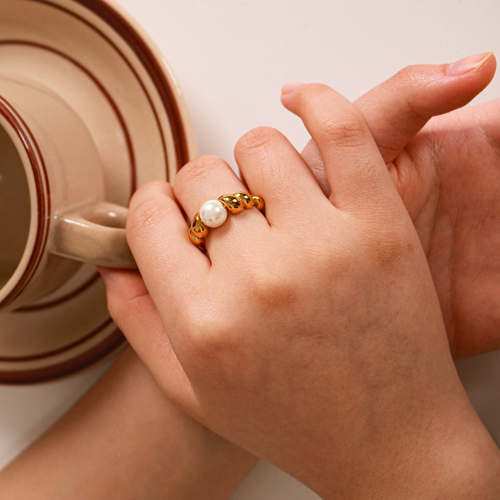 Vintage Geometric Stainless Steel Ring with Pearl Accents and 18K Vacuum Plating for Women