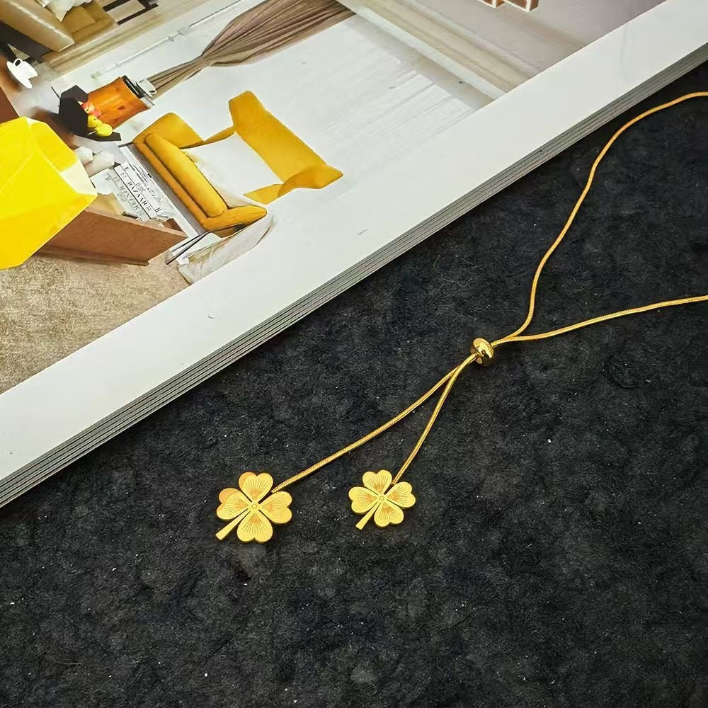 Minimalist Luxury Smooth Four-Leaf Clover Floral Titanium Steel Plated Necklace for Women