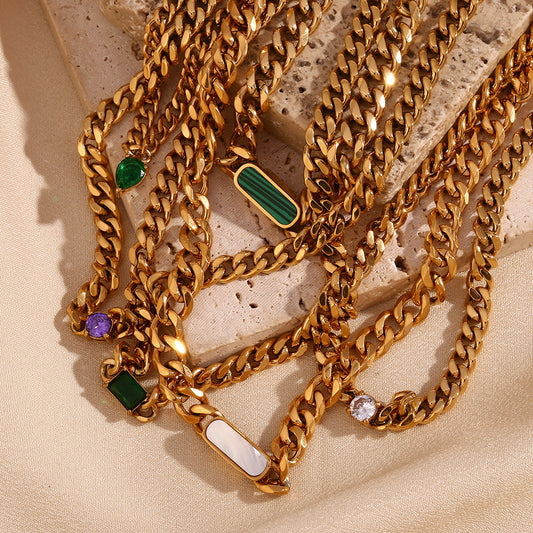 Collana pendente geometrica minimalista in acciaio inossidabile con placcatura in oro 18 carati su catena a maglia cubana