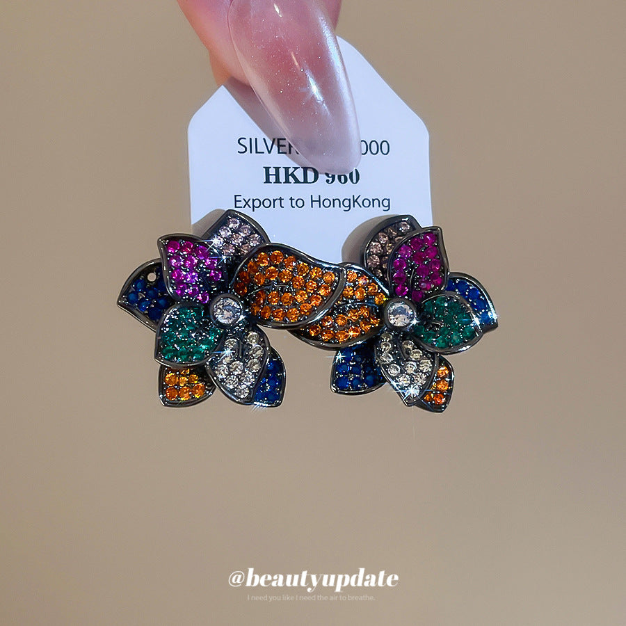 Pendientes florales vintage con incrustaciones de circonita en latón y acero inoxidable para mujer