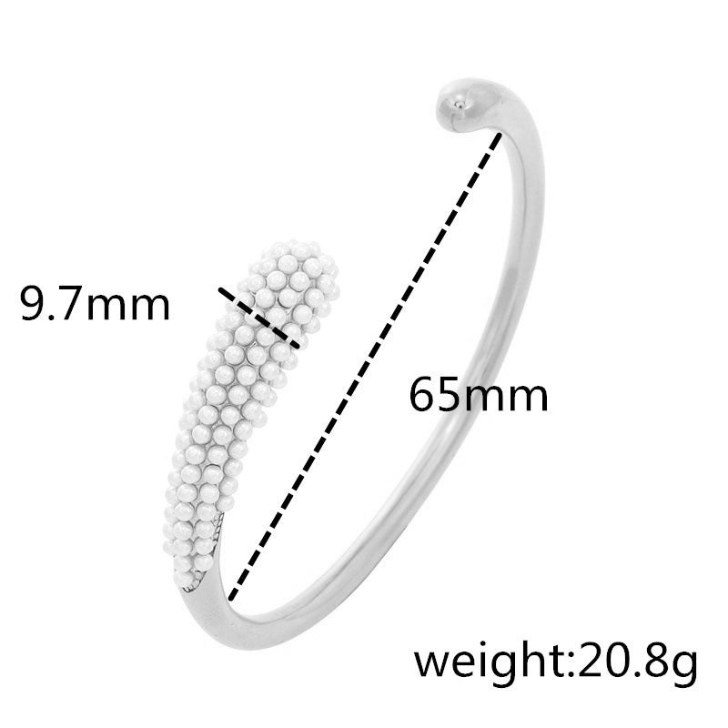 Fashionable Pearl-Embellished Titanium Steel Bracelet for Women with 18K Gold Plating, Minimalist Office Chic Style