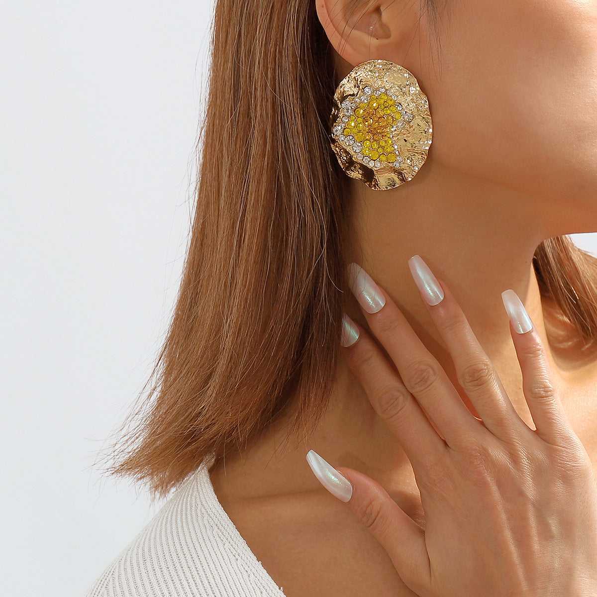 Vintage-Inspired Oversized Geometric Stud Earrings for Women with Alloy Base Rhinestone Inlay and Electroplated Finish