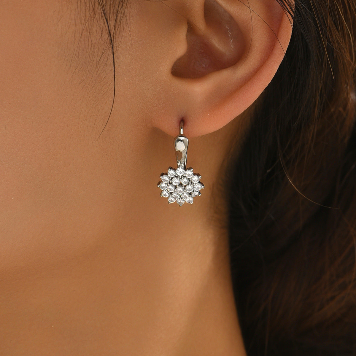 Pendientes de Cobre con Circones Incrustados en Forma de Copo de Nieve, Estilo de Lujo, para Mujer, con Patrón Geométrico de Estrella y Cristal de Hielo