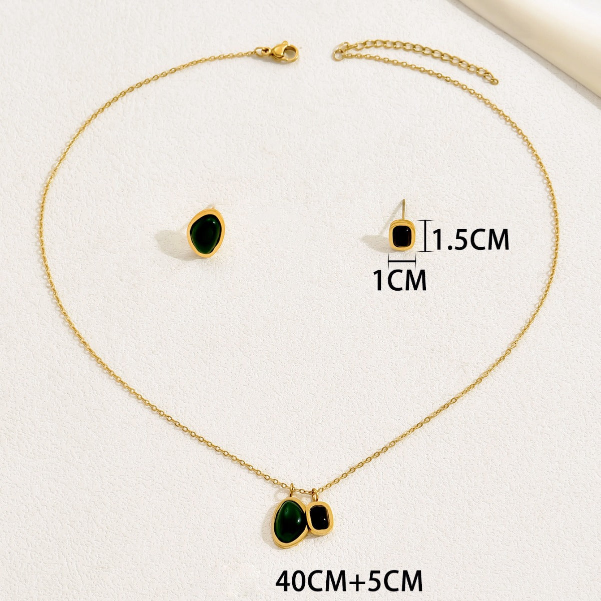 Set di Orecchini e Collana Lusso Vintage Geometrici Turchesi in Rame con Intarsi di Gemme per Donna