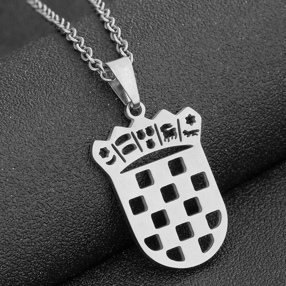 Collana con ciondolo geometrico in acciaio inossidabile con charm in acciaio al titanio e finitura placcata per moda casual unisex