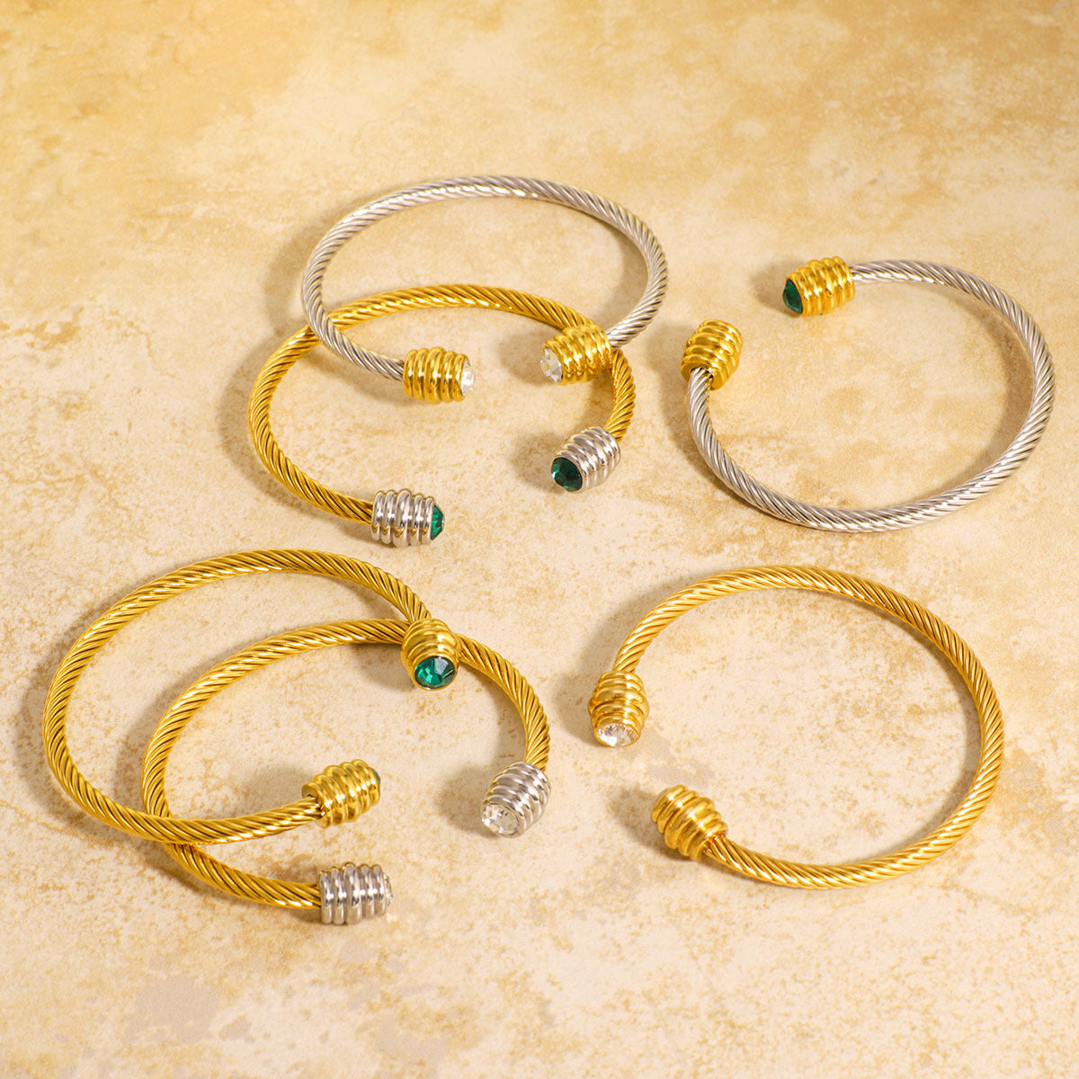 Bracciale minimalista in acciaio al titanio con filo intrecciato, placcato oro, catena a cavo in acciaio inossidabile, design ad anello geometrico