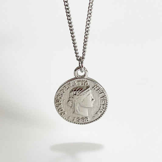 Collar minimalista con colgante de moneda redonda de plata de ley 925 chapada en oro blanco con cadena de bolitas