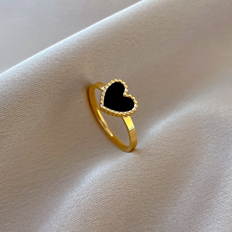 Anillo Corazón Minimalista de Acero Titanio Unisex