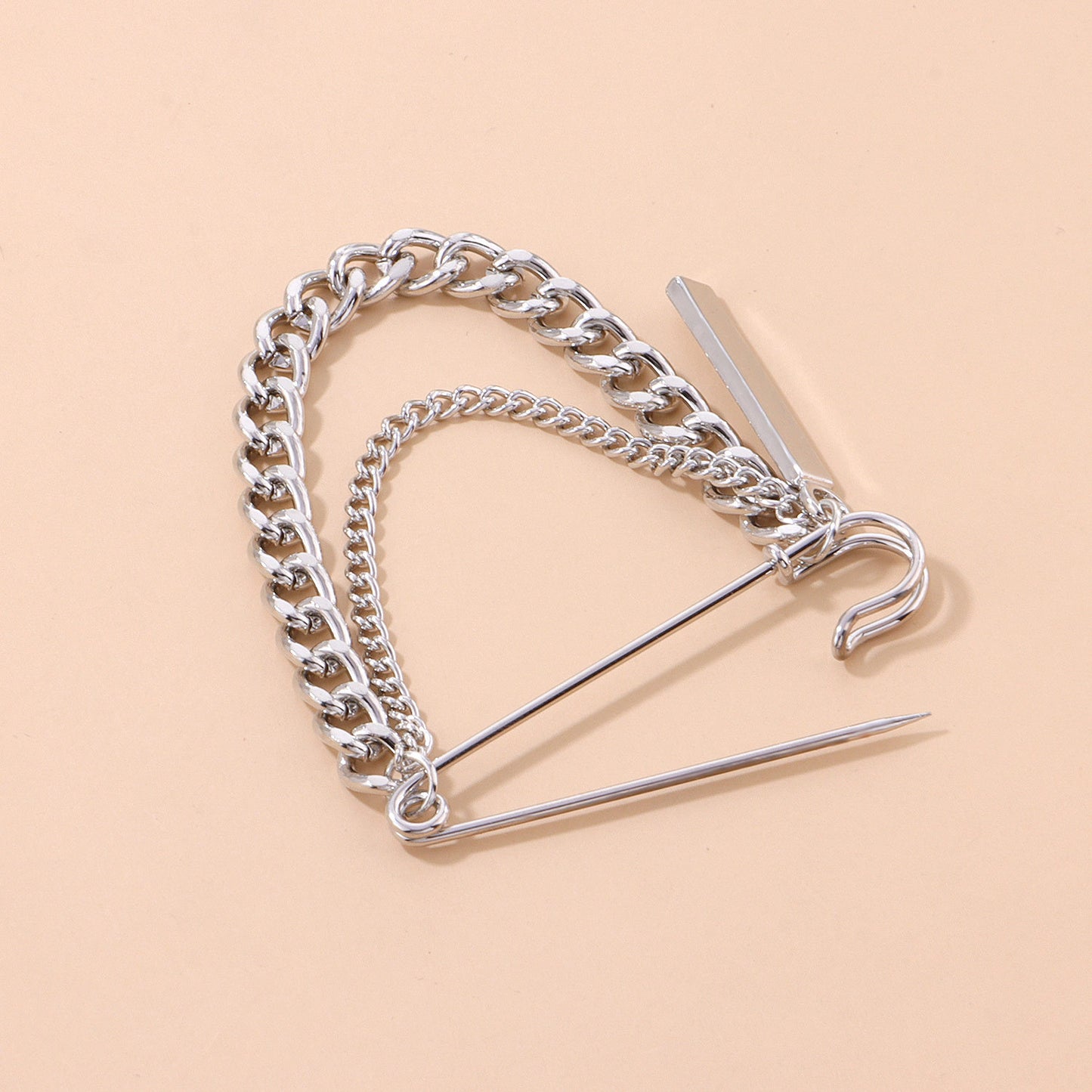 Geometric Alloy Chain Brooch for Men and Women - Plated Streetwear Fashion Jewelry - Kawaii Minimalist Style