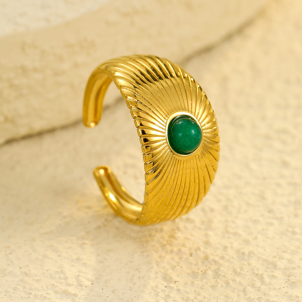 Anillo minimalista de banda ancha geométrica de acero inoxidable con piedra natural chapado en oro de 18 quilates para mujer