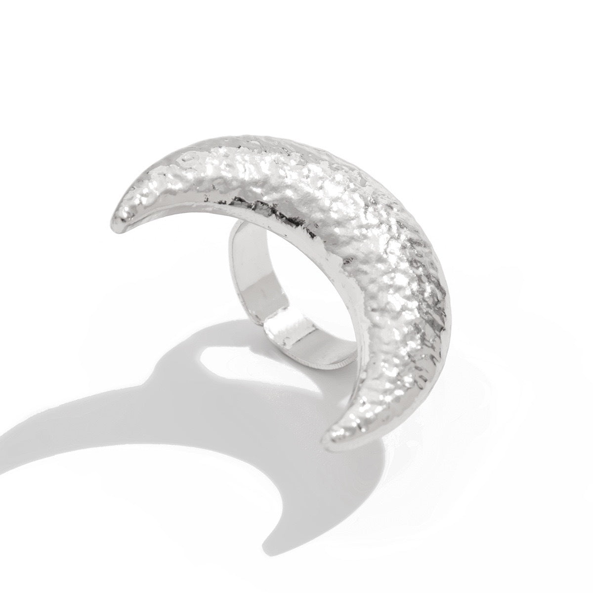 Exaggerated Textured 3D Heart Geometric Alloy Ring for Women