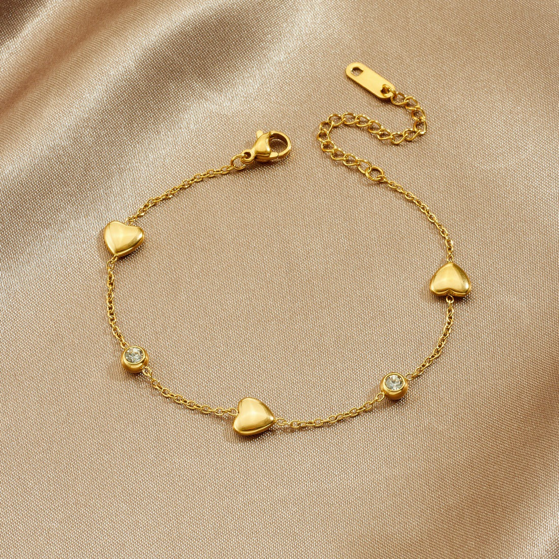 Minimalist Gold Plated Stainless Steel Heart Rhinestone Bracelet for Women