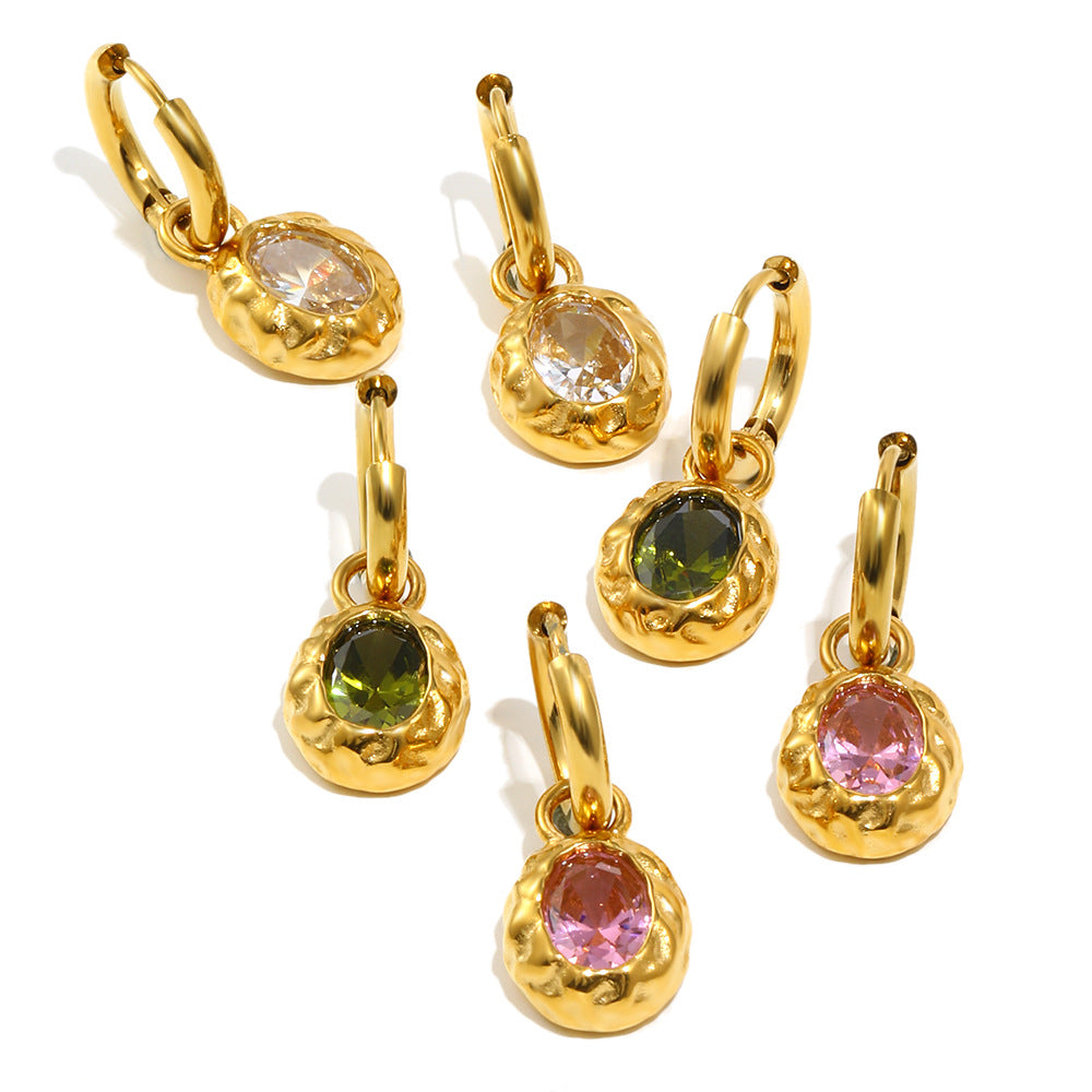 Orecchini a Cerchio Minimalisti Ovali in Acciaio Inossidabile Placcato Oro 18K con Texture Martellata e Piccolo Zircone