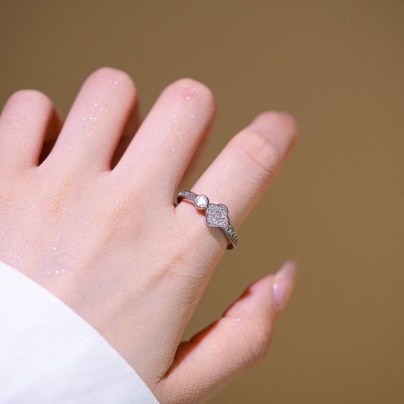 Luxury Minimalist Four-Leaf Clover Ring for Women in Brass with 18K Gold Plating and Adjustable Open Band