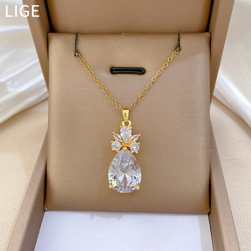 Collana in Acciaio Inossidabile con Pendente a Forma di Animale in Stile Cartone Animato con Strass Completi per Donna e Uomo, Delicata Catena alla Clavicola