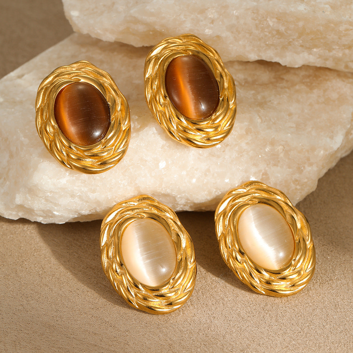 Pendientes de Ojo de Gato Geométricos de Estilo Vintage en Acero Inoxidable con Baño de Oro de 18K para Mujer