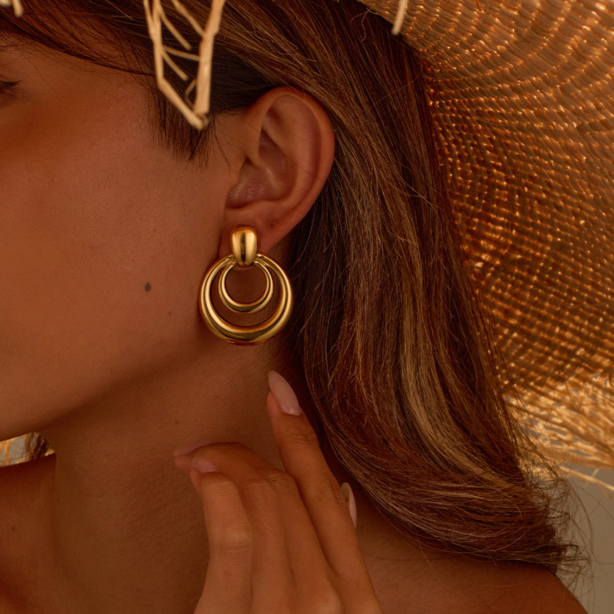 Vintage-Inspired Stainless Steel Gold-Plated Double-Layer Hollow Circular Geometric Earrings for Women