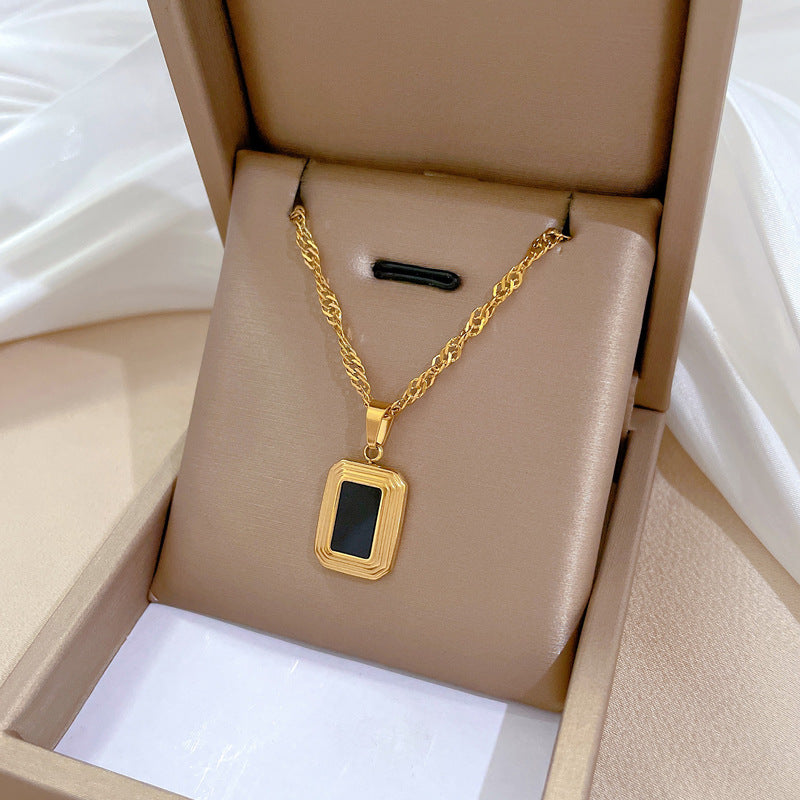 Collana Punk Minimalista Dolce Cuore Geometrico in Acciaio Inossidabile con Catena Irregolare