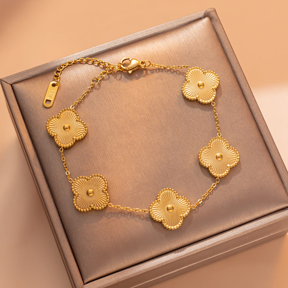 Minimalist Floral Clover Bracelet in Titanium Steel with 18K Gold Plating for Women