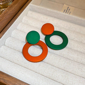 Orecchini a perno da donna in rame con zirconi, floreali, stile leggero e lussuoso, con dettagli a nappa
