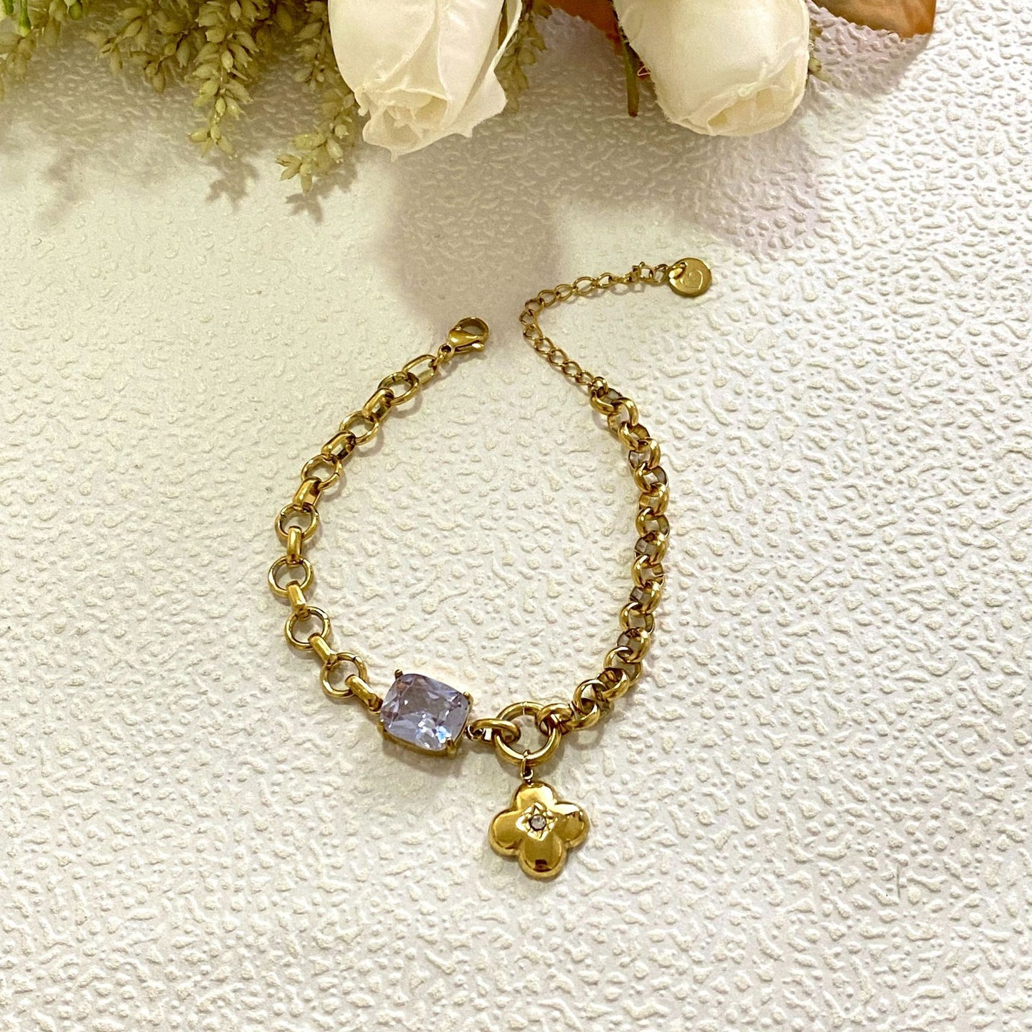 Minimalist Four-Leaf Clover Geometric Stainless Steel Inlaid Rhinestone Bracelet for Women