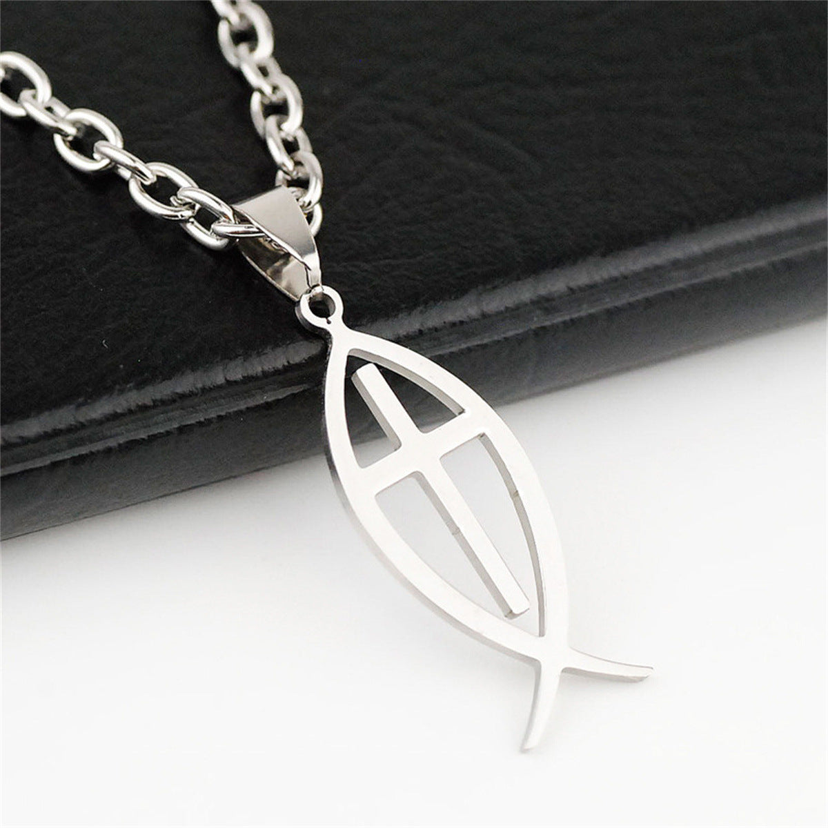 Natural Minimalist Fish-Shaped Pendant Necklace in Stainless Steel with Polished Finish for Women